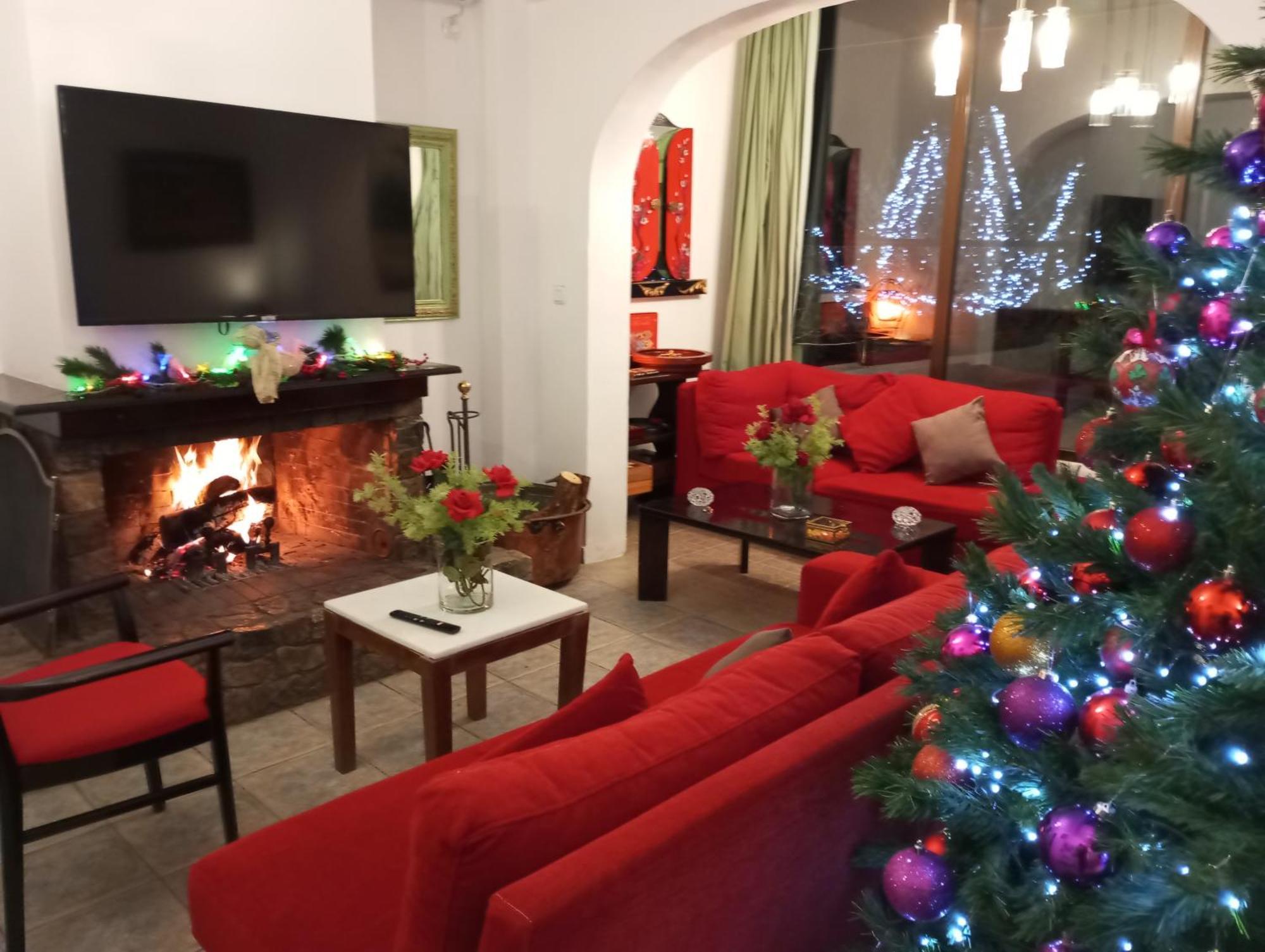 Xenonas Κithαiron Hotel Vilia ภายนอก รูปภาพ