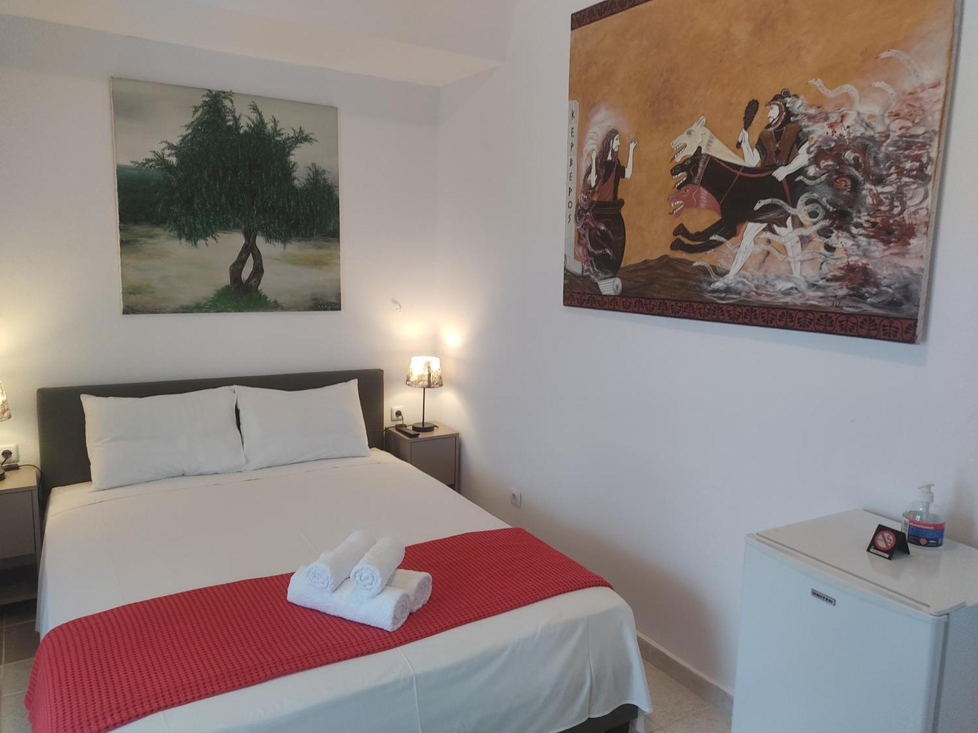 Xenonas Κithαiron Hotel Vilia ภายนอก รูปภาพ