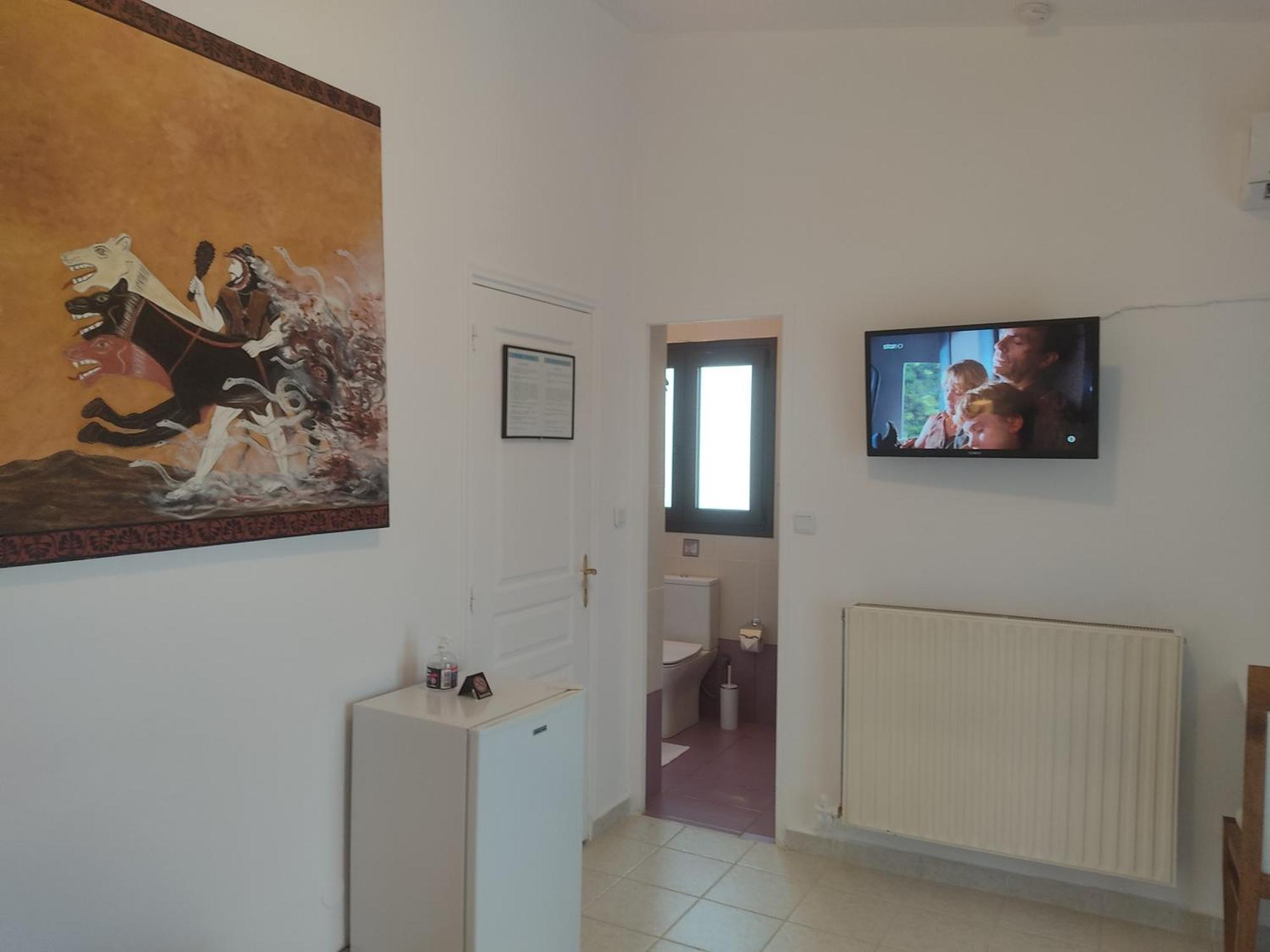 Xenonas Κithαiron Hotel Vilia ภายนอก รูปภาพ