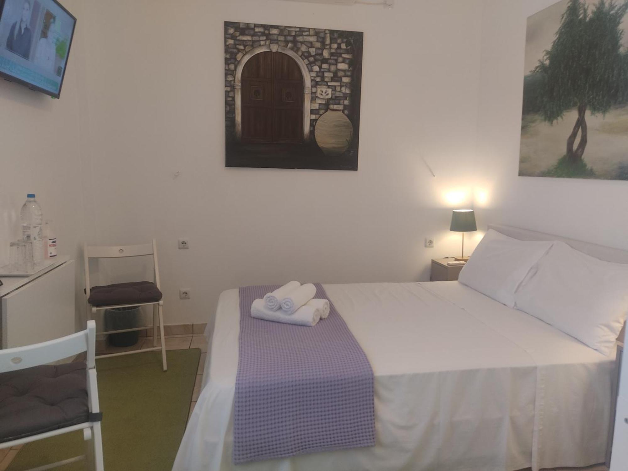 Xenonas Κithαiron Hotel Vilia ภายนอก รูปภาพ