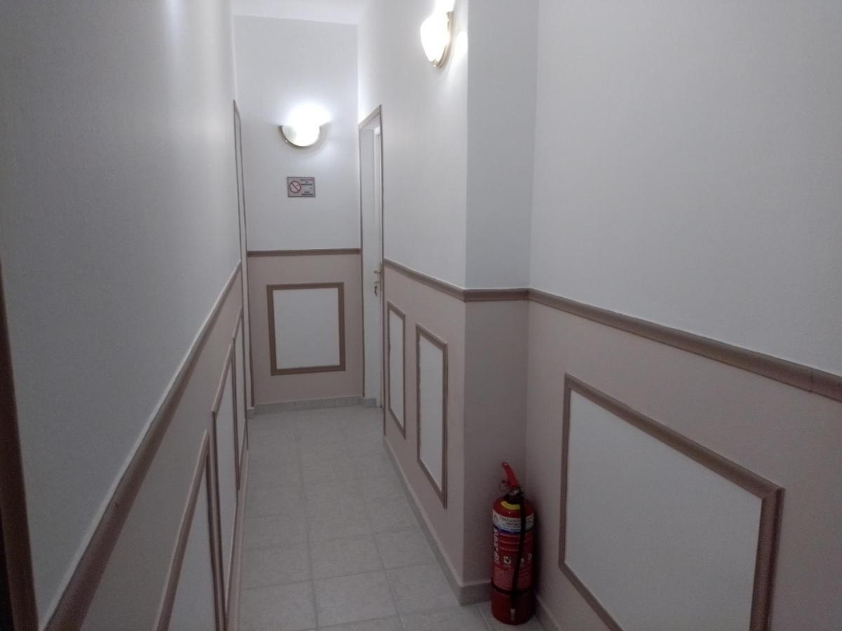 Xenonas Κithαiron Hotel Vilia ภายนอก รูปภาพ